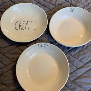 Rae Dunn bowls